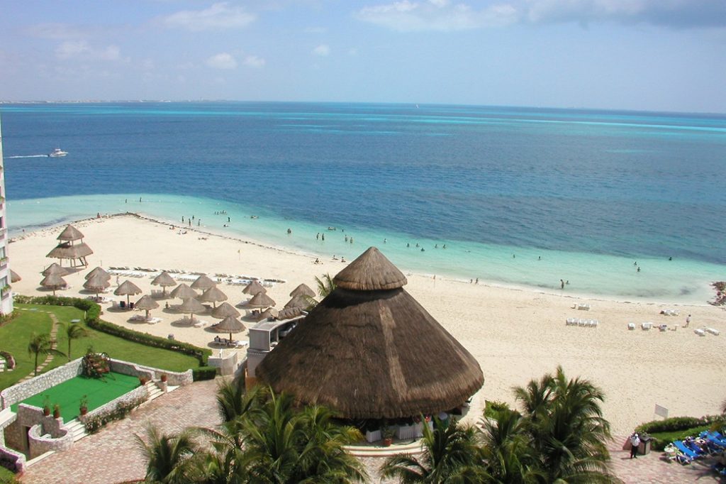 Playa Langosta: Joya Turquesa. Las mejores playas de Cancún