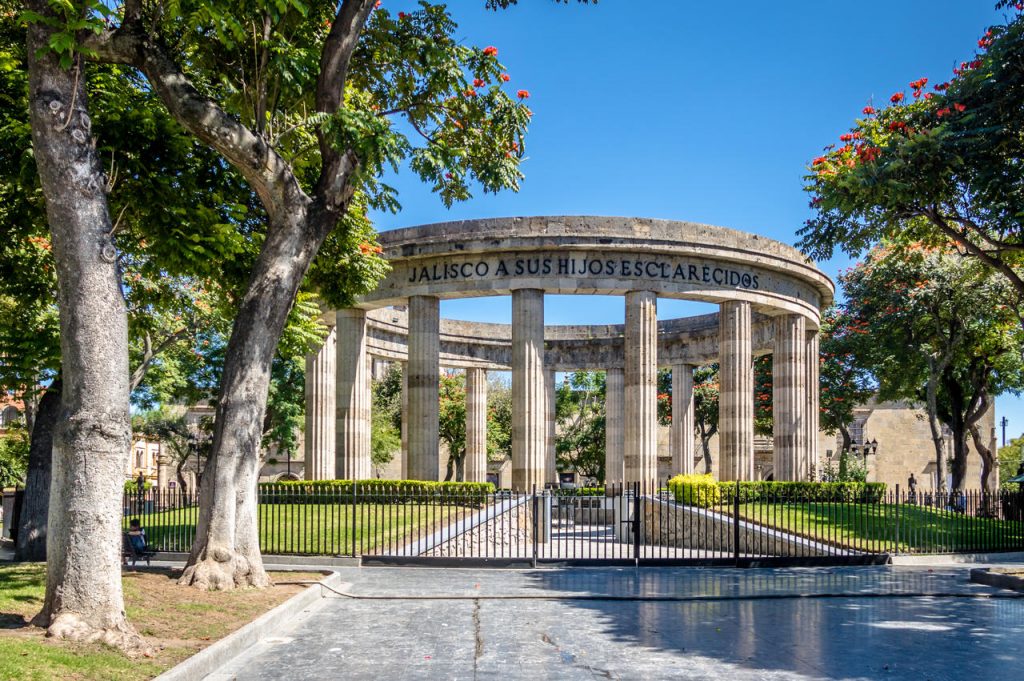 Rotonda de los Jaliscienses Ilustres. Lugares atractivos de Guadalajara