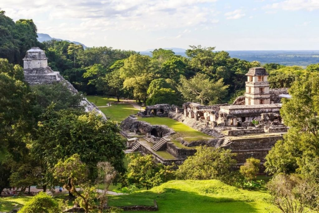 La Ruta Maya en México. Los 10 itinerarios turísticos que no puedes perderte.