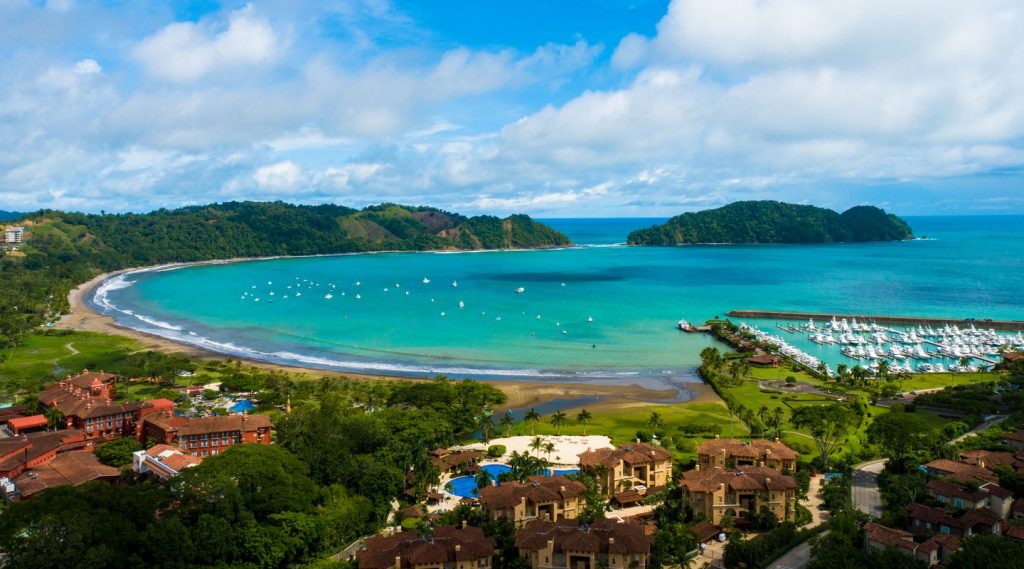 Jacó en Costa Rica: Las mejores playas y vida nocturna