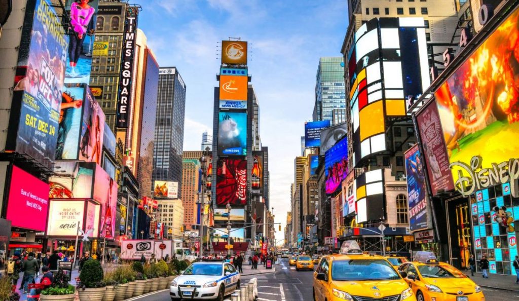 Descubre los mejores lugares para dar la bienvenida al año nuevo. Times Square, Nueva York