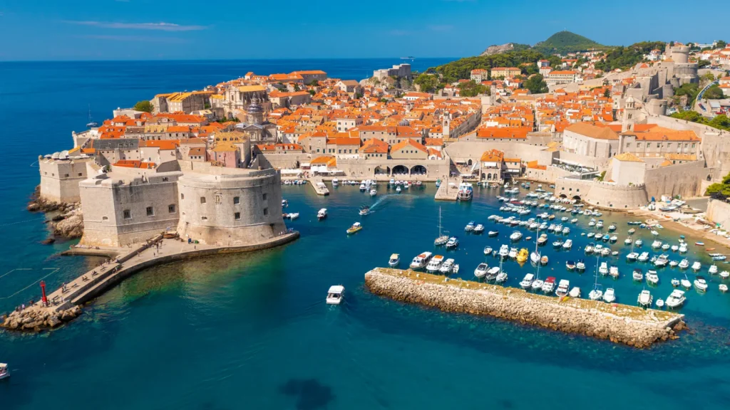 Dubrovnik, Croacia: Ciudad Histórica junto al Mar Adriático