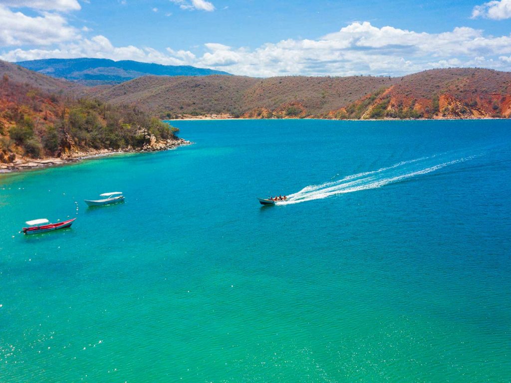 Descubre la belleza natural del Parque Nacional Mochima