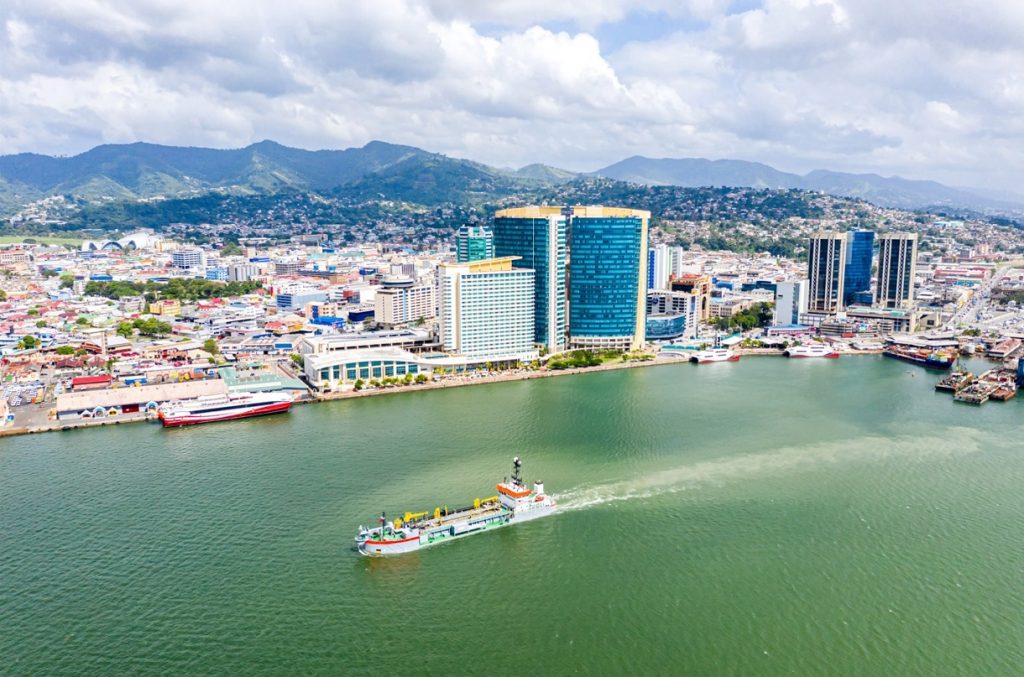 Capital Puerto de España. Atracciones principales de Trinidad y Tobago.