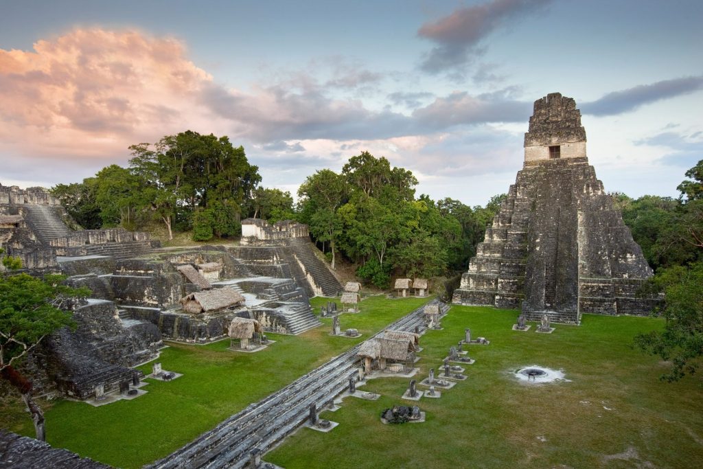 Sumérgete en la Antigua Civilización Maya