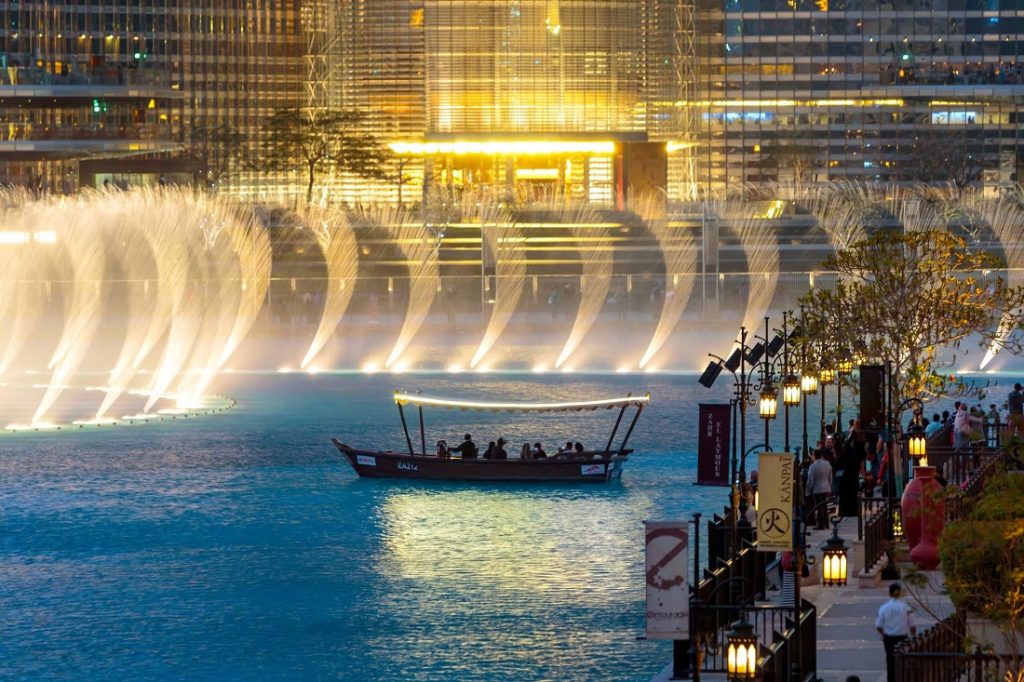 Fuente de Dubai: Un espectáculo de agua y luz