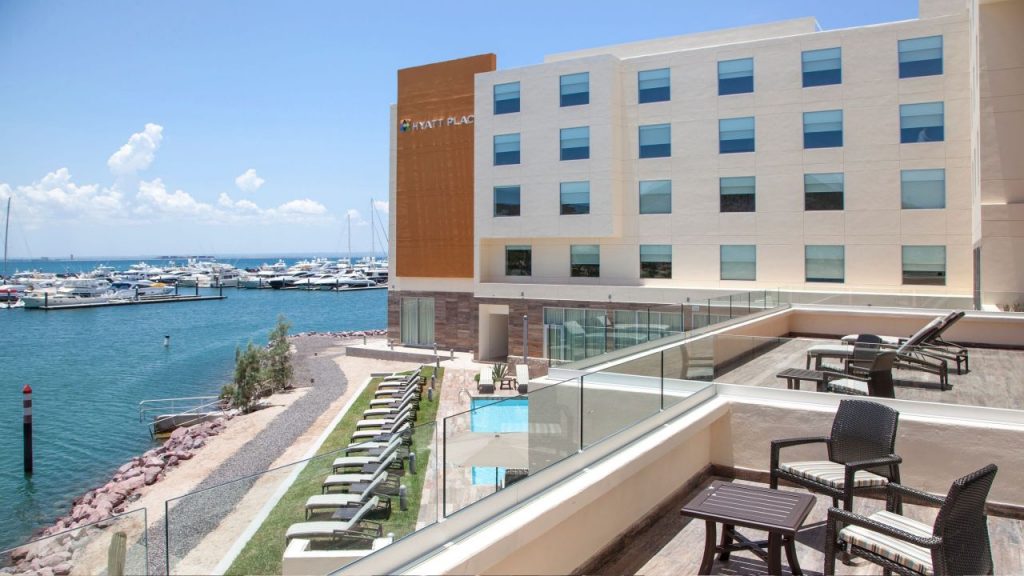 Hyatt Place La Paz. Mejores Hoteles cerca de Bahía de Balandra.