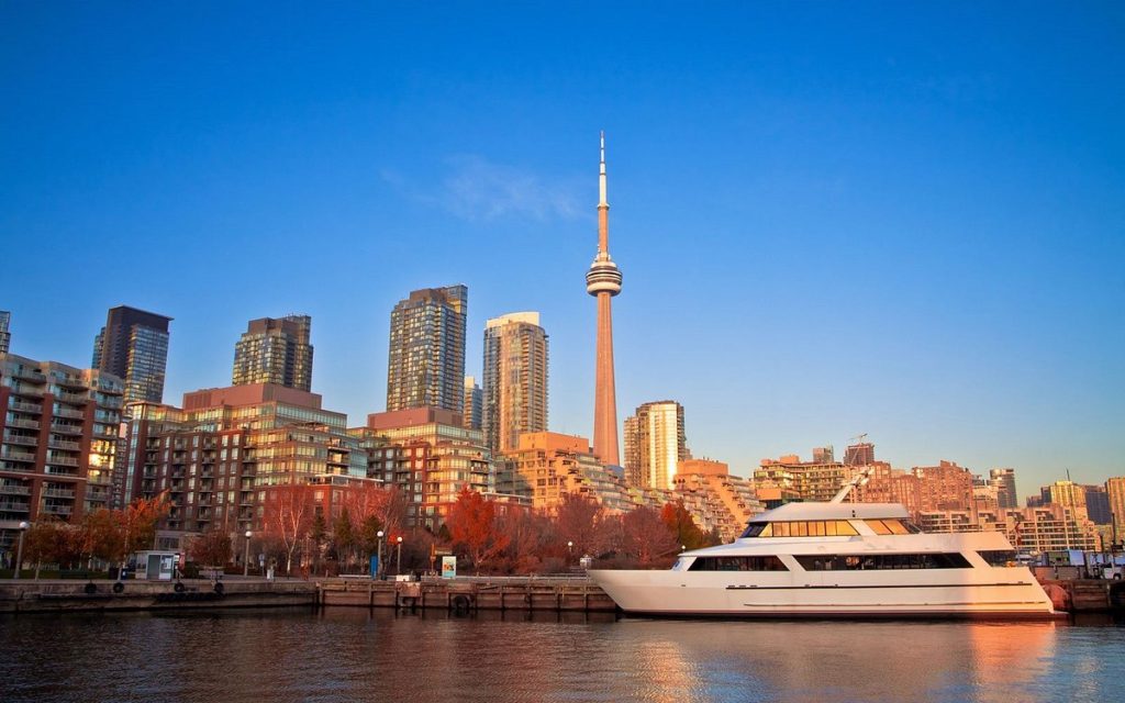 Torre CN en Toronto, Canadá: Zona Turística increíble