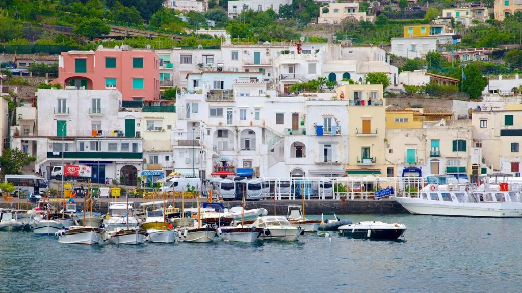 Isla Capri: Explora el Paraíso Mediterráneo